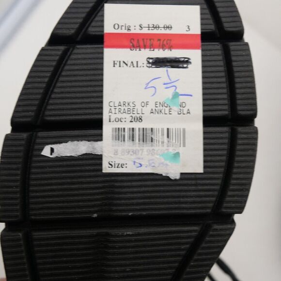 NEW Clarks Airabell Women's 5.5 Lace Up Ankle Chukka Boots Booties Black Suede - Picture 9 of 9